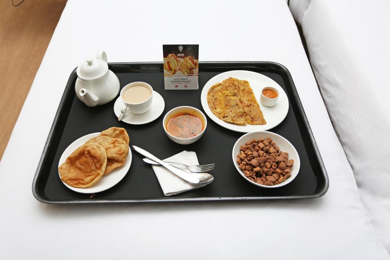 Oyo 15169 Hotel Rk Inn Lucknow Extérieur photo